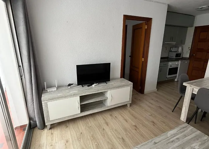 Service Lazaro- Aguamarina 14 * Кальпе